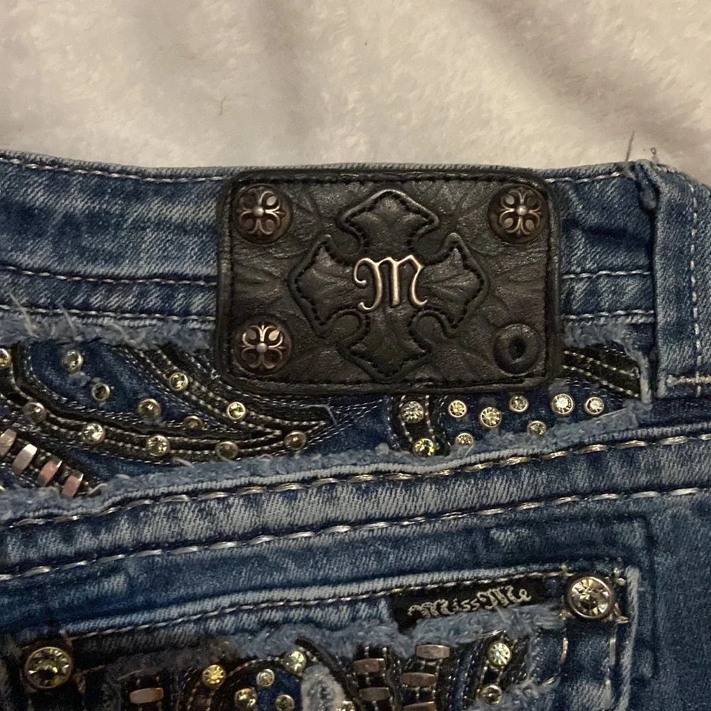 Miss Me Skinny Jeans, Size 27. - Picture 4 of 4